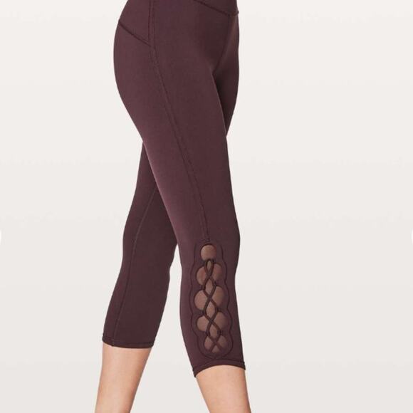 Lululemon Tied To It Crop 21" Black Cherry Leggings - Picture 1 of 5